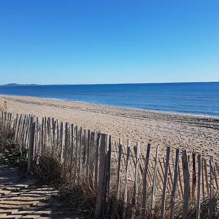 Domaine: Seaside Retreat With Pool And Wi-fi Villa Portiragnes