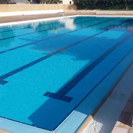 Villa Domaine: Seaside Retreat With Pool And Wi-fi *