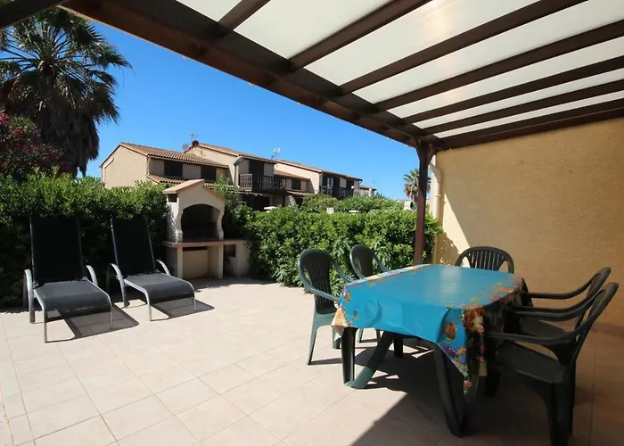 Domaine De A 600m De La Animations Piscines En Supplement Belle Climatisee 3 6 Couchages Wifi Lrpdsk3 Villa *