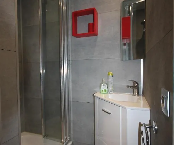 Domaine De A 600m De La Animations Piscines En Supplement Belle Climatisee 3 6 Couchages Wifi Lrpdsk3 Villa *