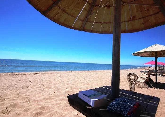 Domaine De A 600m De La Animations Piscines En Supplement Belle Climatisee 3 6 Couchages Wifi Lrpdsk3 Portiragnes